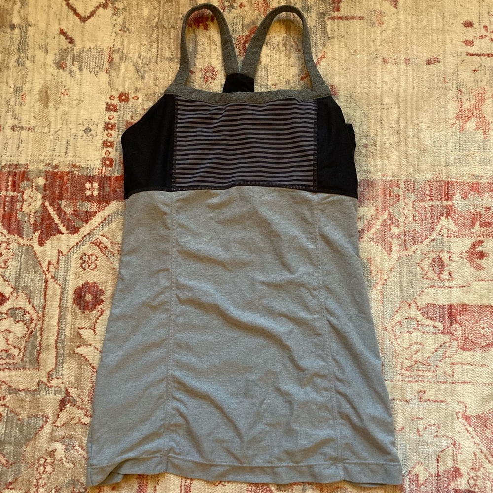 Athletic top